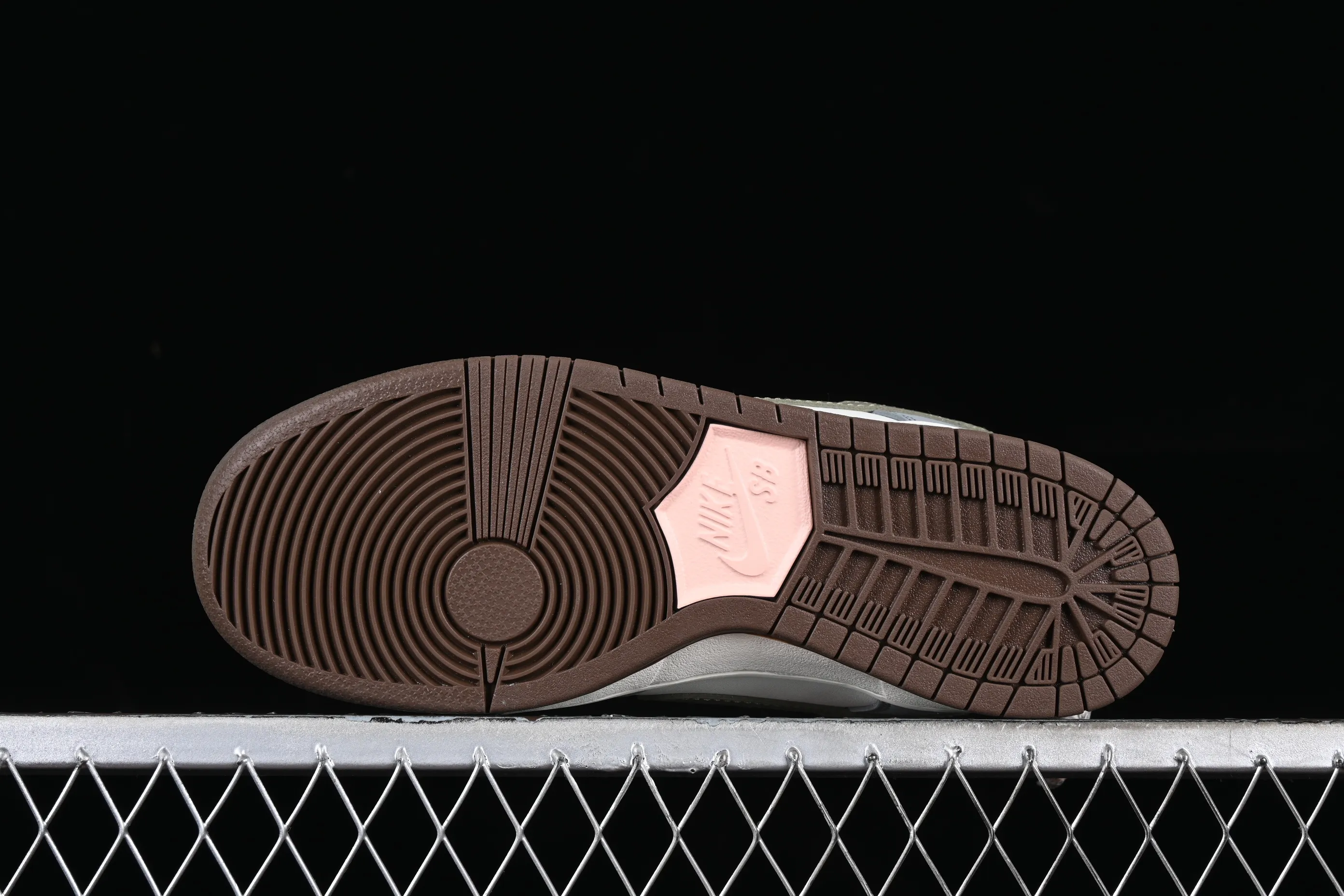All categories Nk SB Dunk Series Nk SB Dunk Low low-top sneakers Yuto Horigome x Nk SB Dunk Low joint model SB low-top casual sports skateboard shoes FQ1180-001